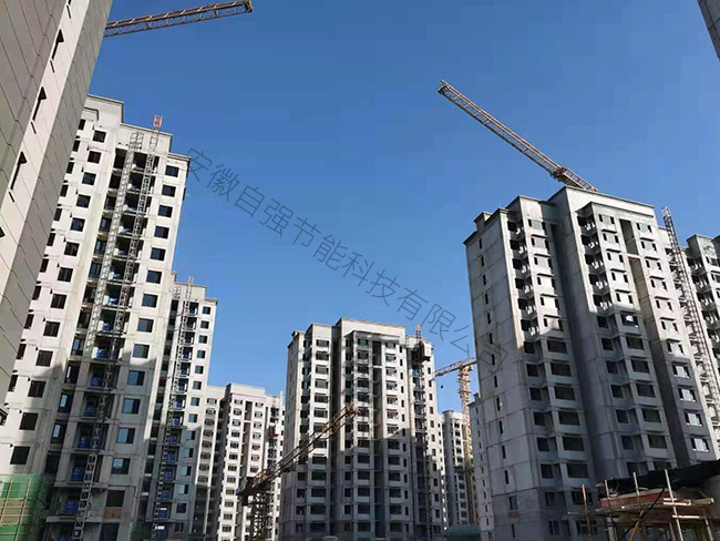 自强匀质板施工现场